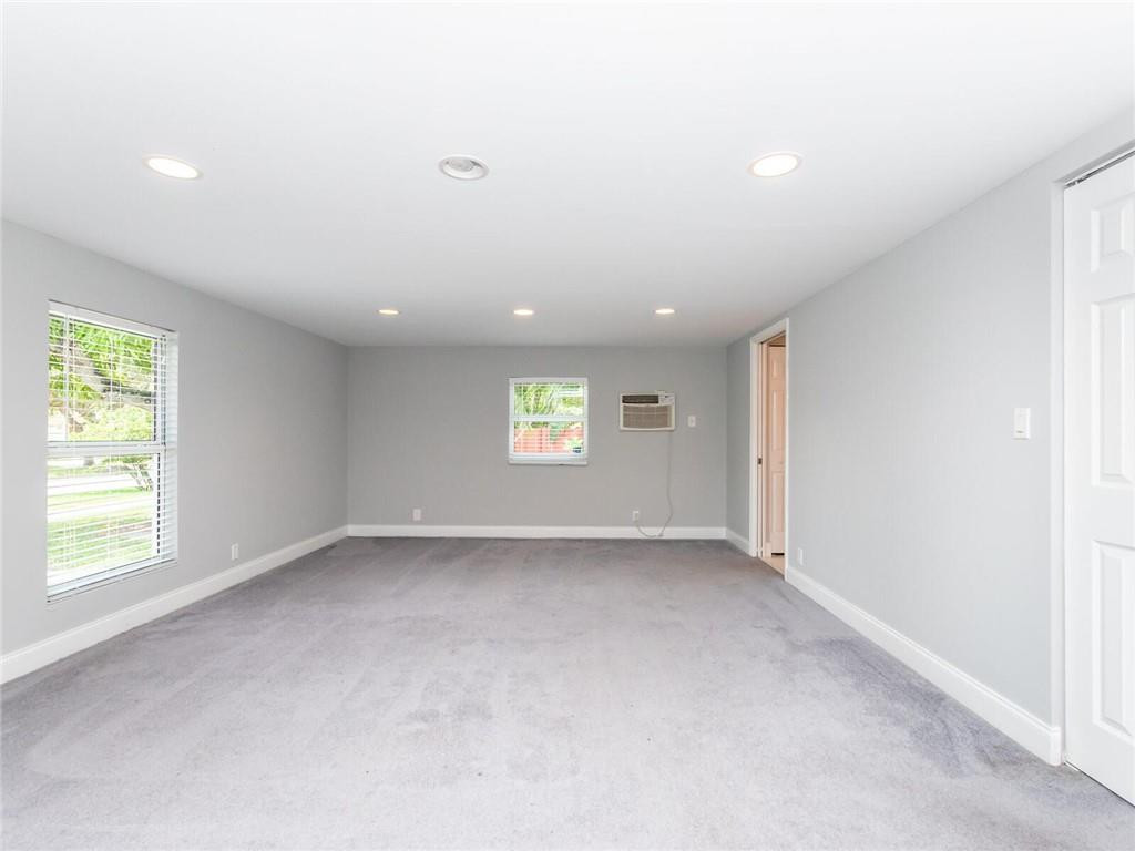 North Ridge 30-32 B - Residential