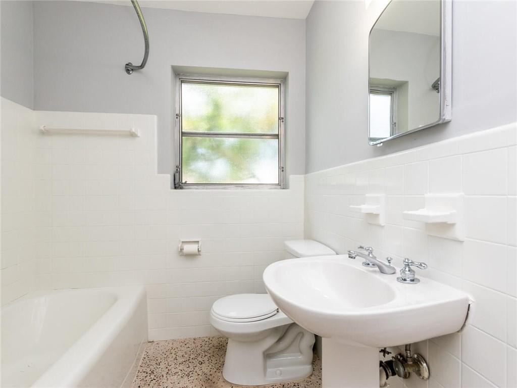 North Ridge 30-32 B - Residential