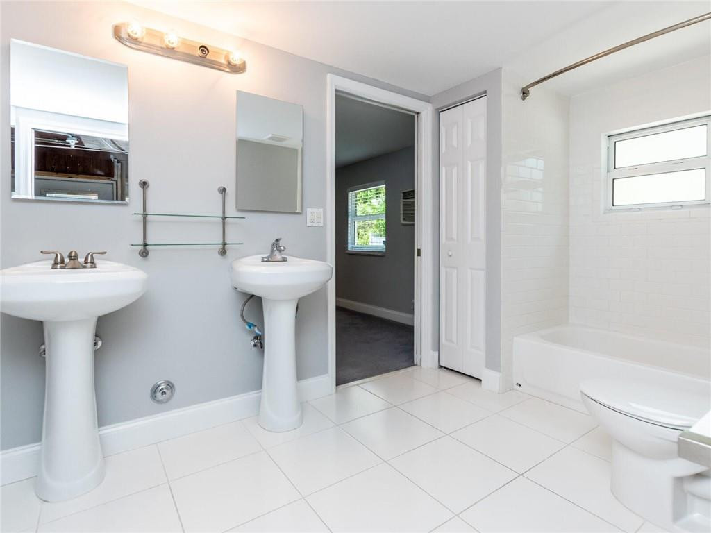 North Ridge 30-32 B - Residential