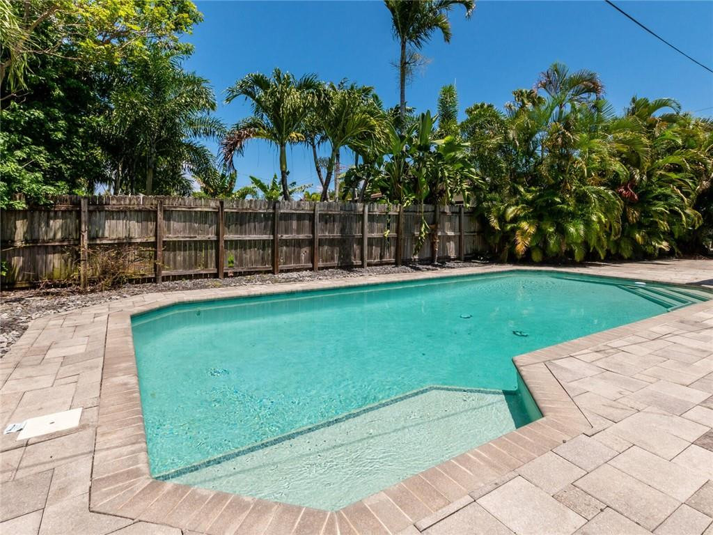 North Ridge 30-32 B - Residential