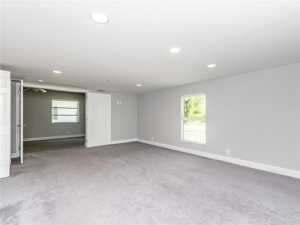 North Ridge 30-32 B - Residential