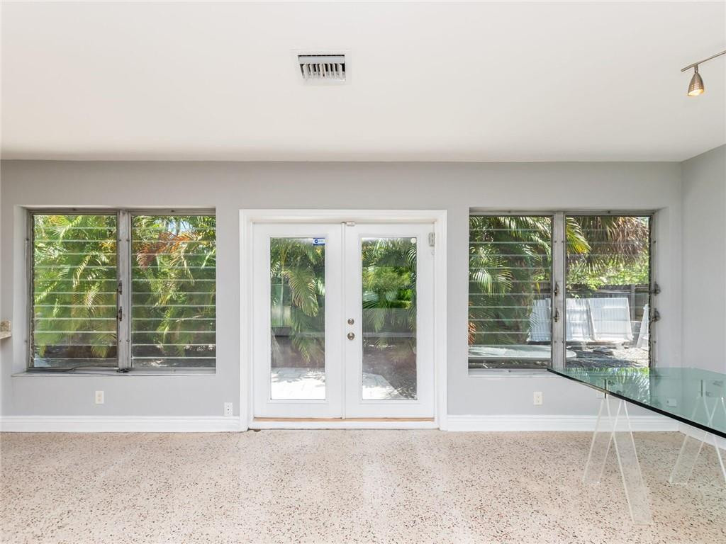 North Ridge 30-32 B - Residential