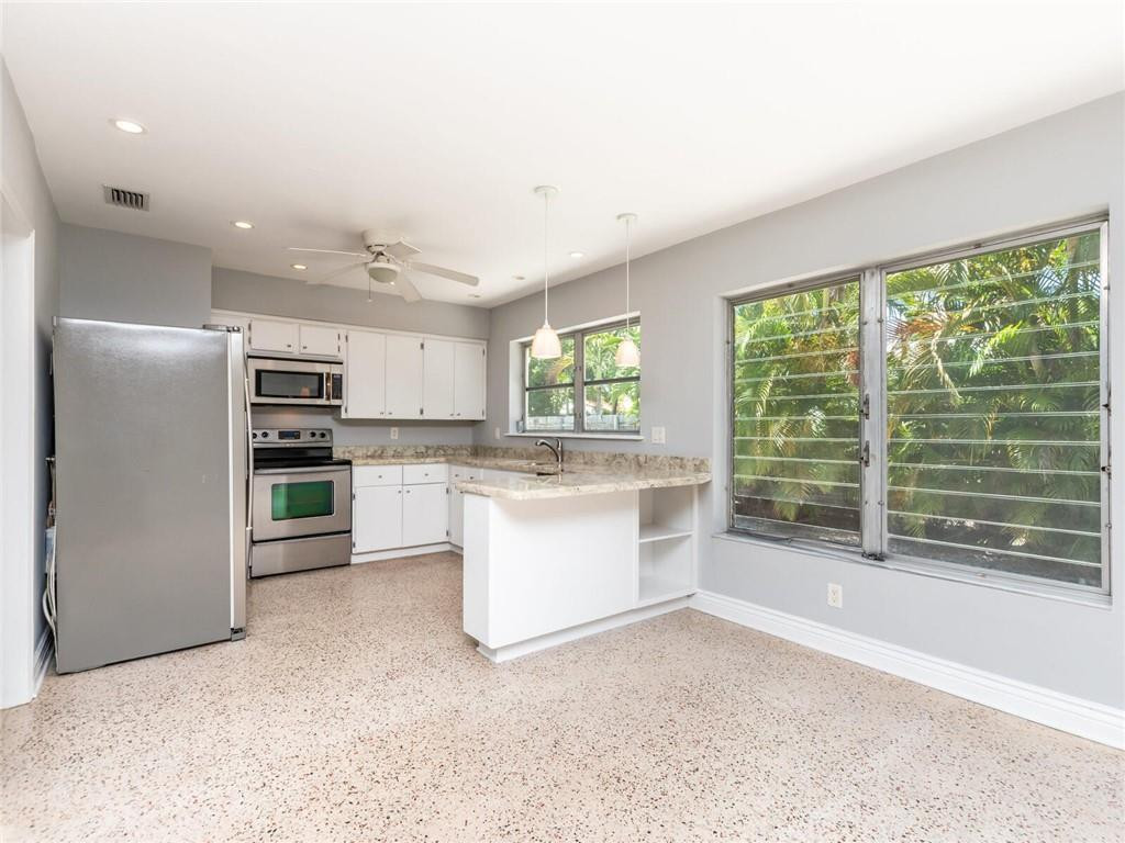 North Ridge 30-32 B - Residential