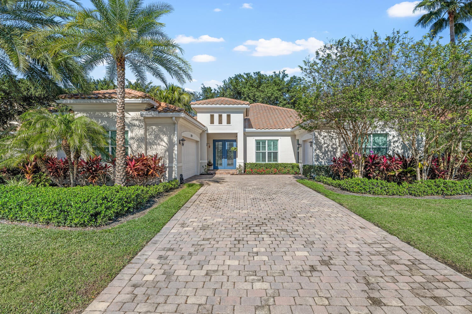 12211 SUNNYDALE Drive
