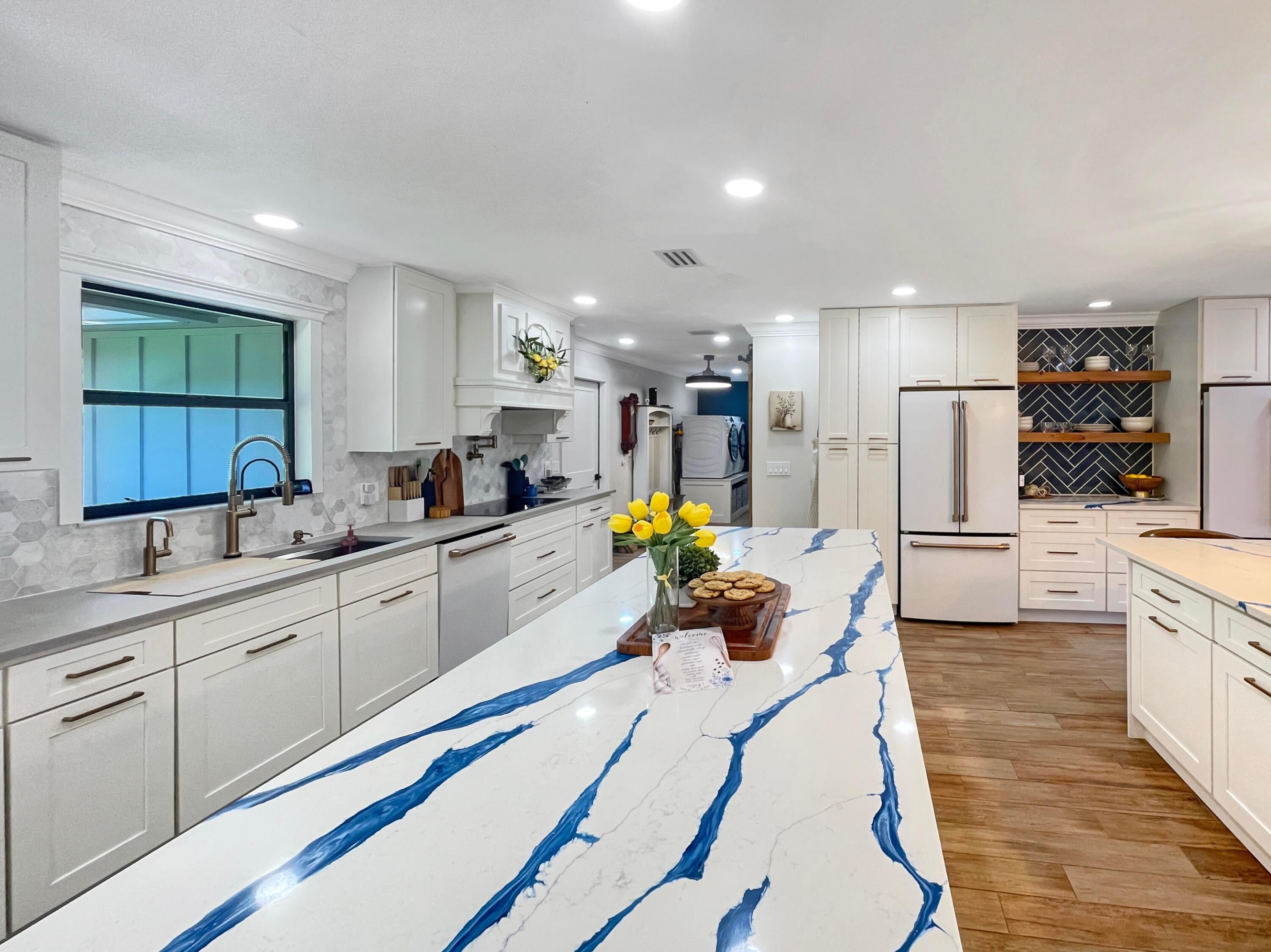 4500 SW Country Place