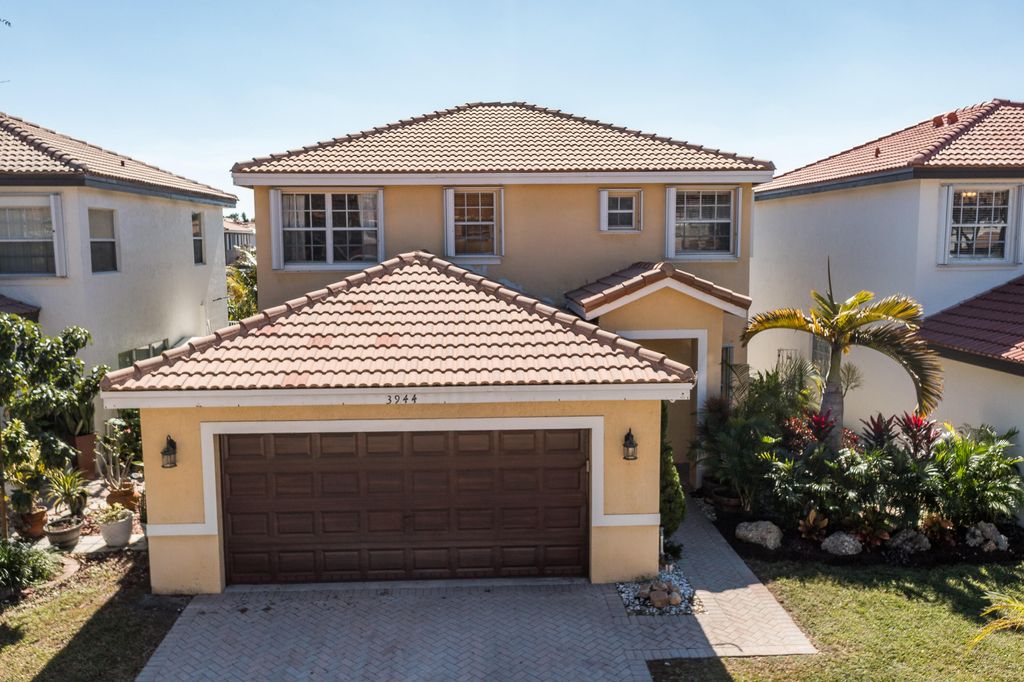 Photo of 3944 Crescent Creek Drive, Coconut Creek, FL 33073 (MLS # R11162927)