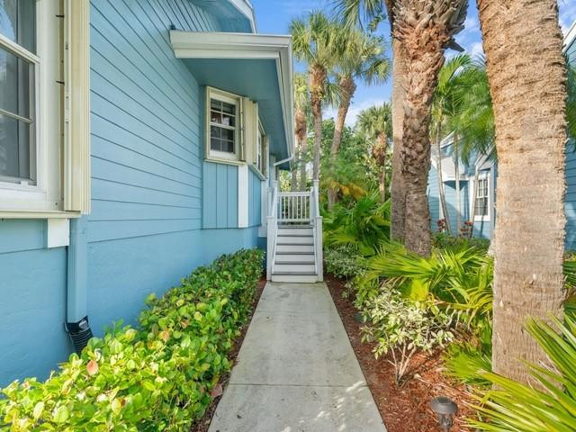 722 Ocean Dunes Circle