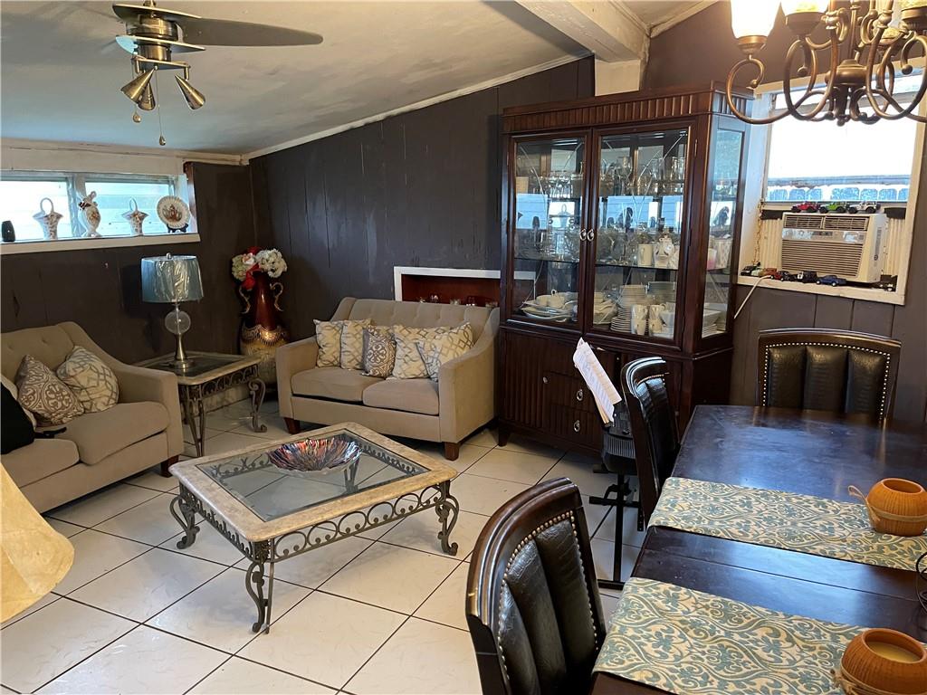 Hollywood Heights Estates - Residential