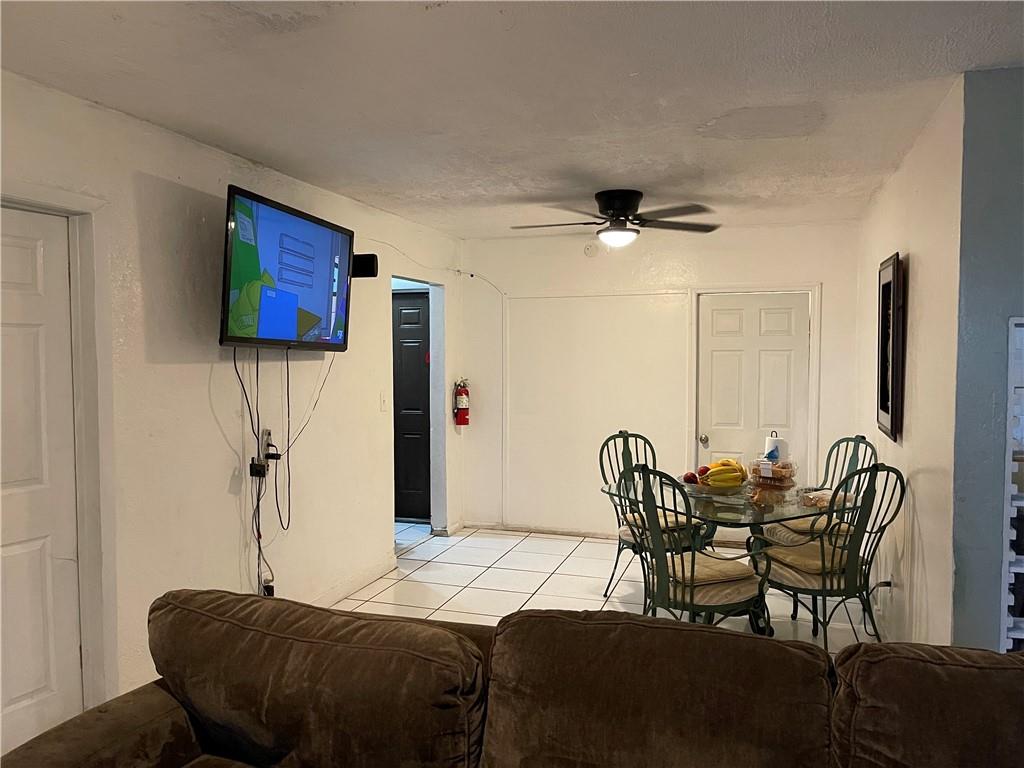 Hollywood Heights Estates - Residential