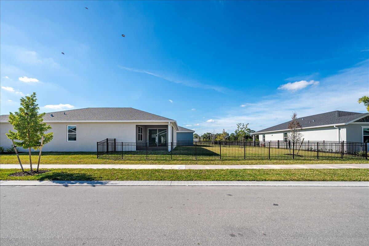 LTC RANCH WEST PHASE 1 - Residential Lease