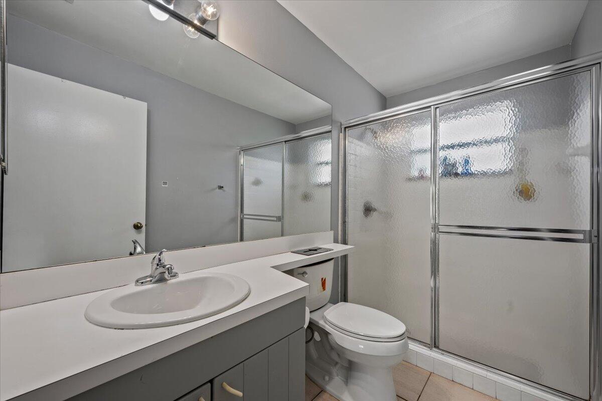 BEDFORD MEWS AT WELLINGTON - Residential