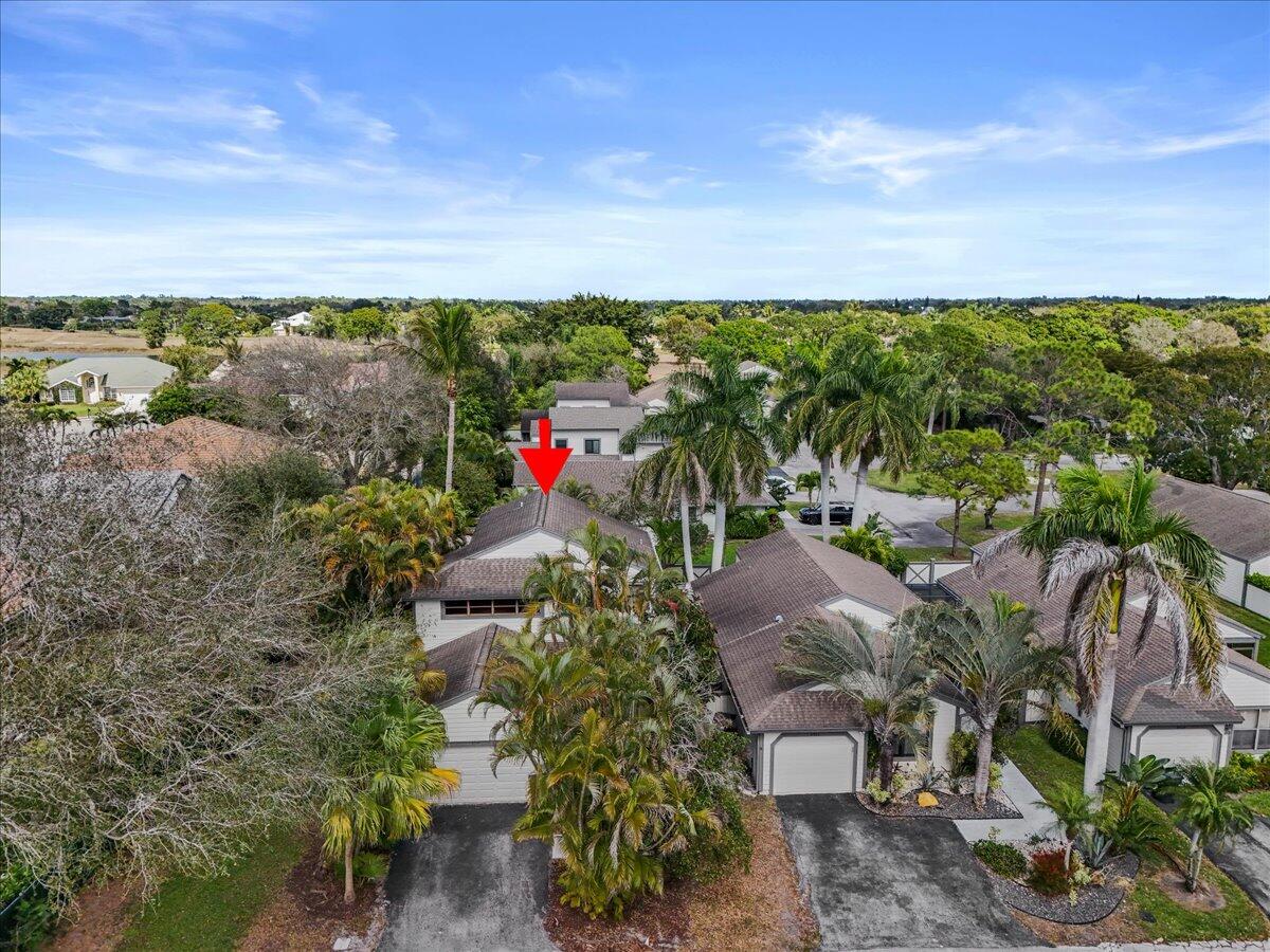 BEDFORD MEWS AT WELLINGTON - Residential