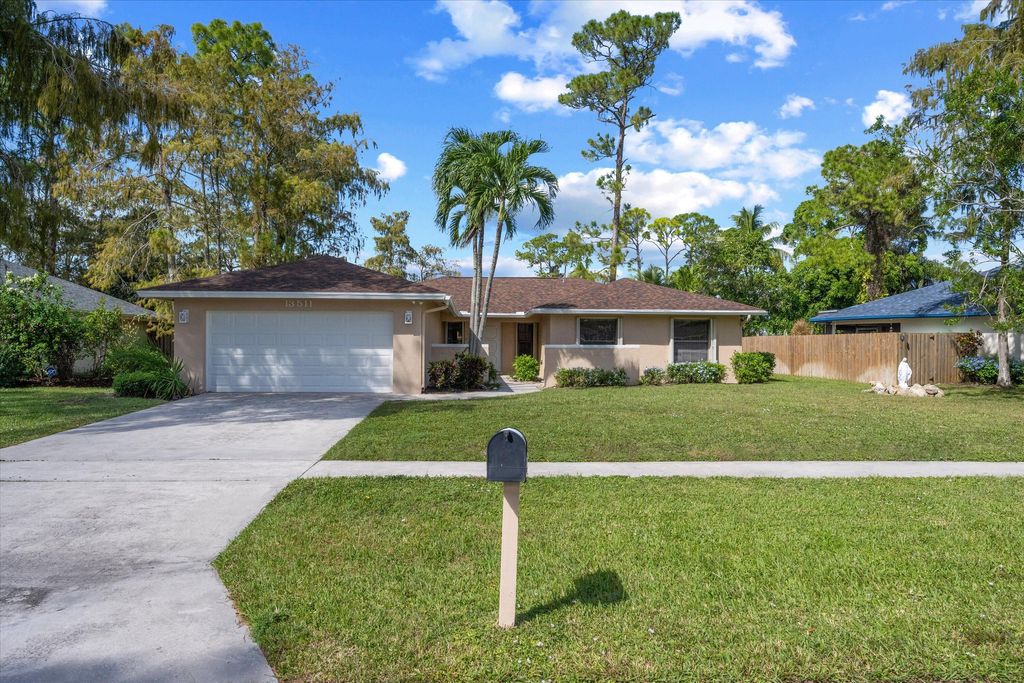 Photo of 13511 Jonquil Place, Wellington, FL 33414 (MLS # R11132438)