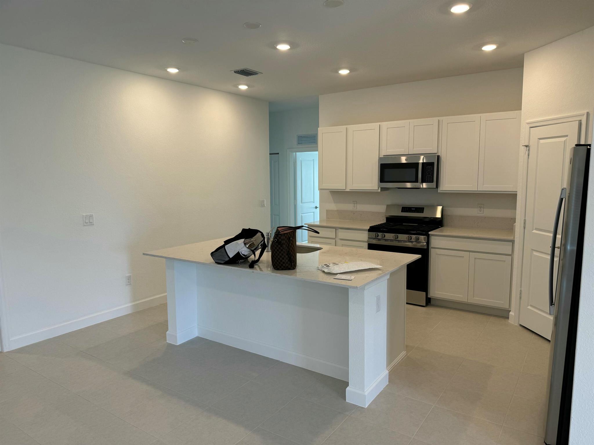 LTC RANCH WEST POD 2 PHAS - Residential Lease