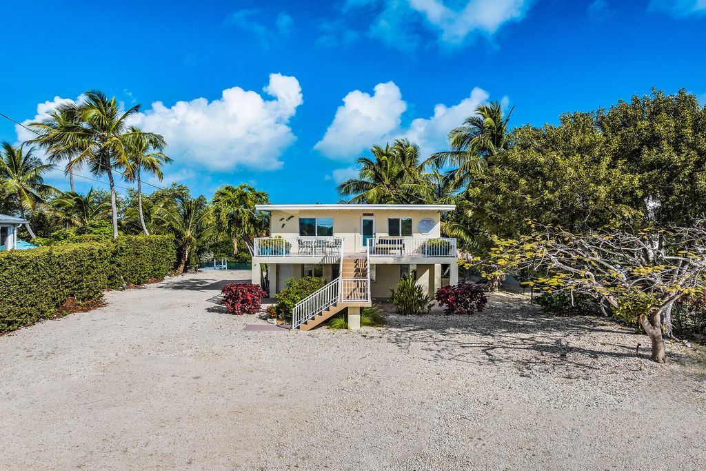 Photo of 77340 Overseas Highway, Islamorada, FL 33036 (MLS # B26001957)
