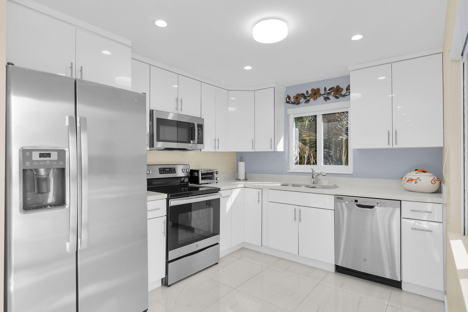 MATECUMBE OCEAN BAY SEC 2 - Residential