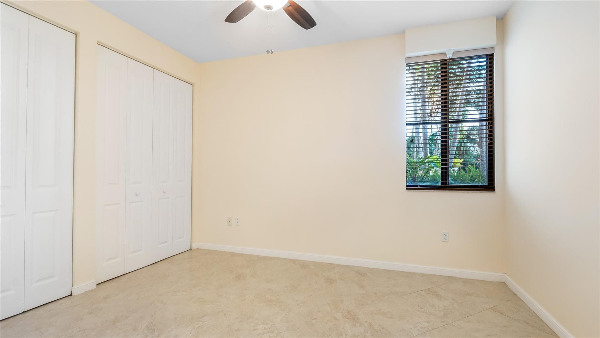 ARTESIA - VILLA ALHAMBRA - Residential