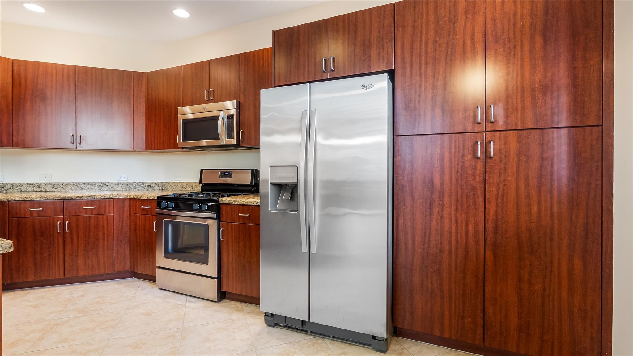 ARTESIA - VILLA ALHAMBRA - Residential