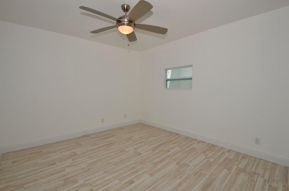 DELRAY OAKS CONDO - Residential