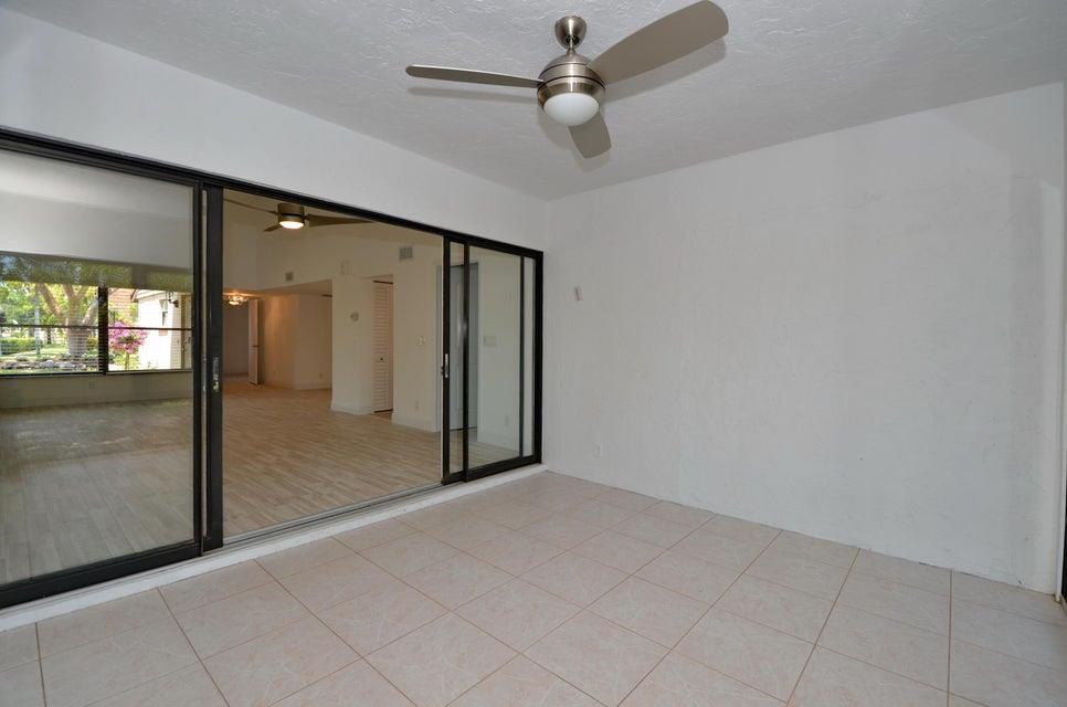 DELRAY OAKS CONDO - Residential