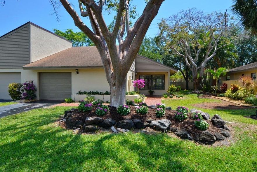 GORGEOUS 3 BEDROOM 2 BATH 1 CAR GARAGE VILLA IN THE HEART OF DELRAY BEACH! MINUTES FROM THE BEACH. THIS IS THE PERFECT LOCATION!!! THE VILLA BOAST EVERYTHING BRAND NEW. TOP TO BOTTOM! TILE FLOORS, GRANITE TOPS, STAINLESS STEEL APPLIANCES,KITCHEN AND BATHROOM CABINETS , FIXTURES ,TOILETS, SHOWER DOORS PAINT,LIGHTING FIXTURES ,FANS AND LANDSCAPING.  COMMUNITY POOL AND CLUBHOUSE!