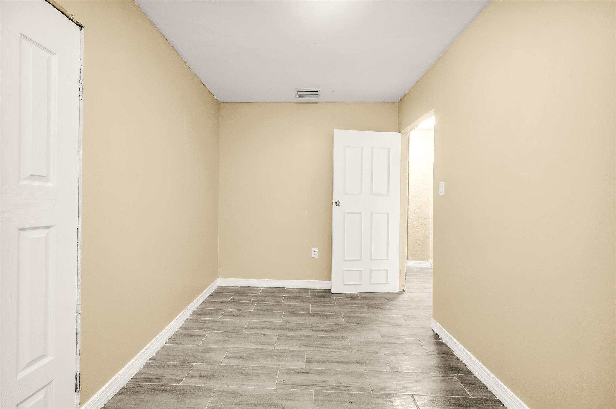 BOYNTON HILLS - Residential Lease