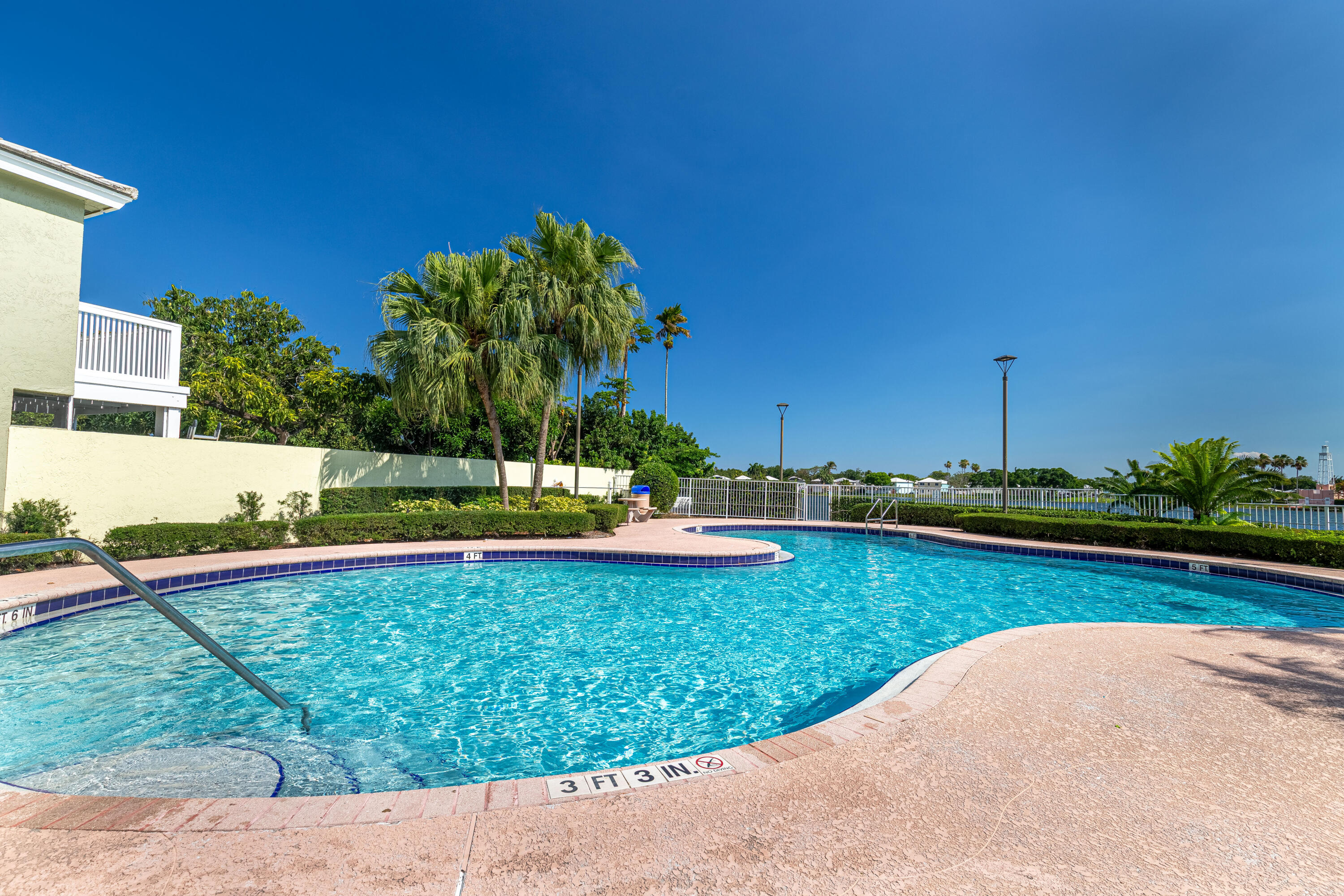 CORAL BAY PARCEL - Residential Lease