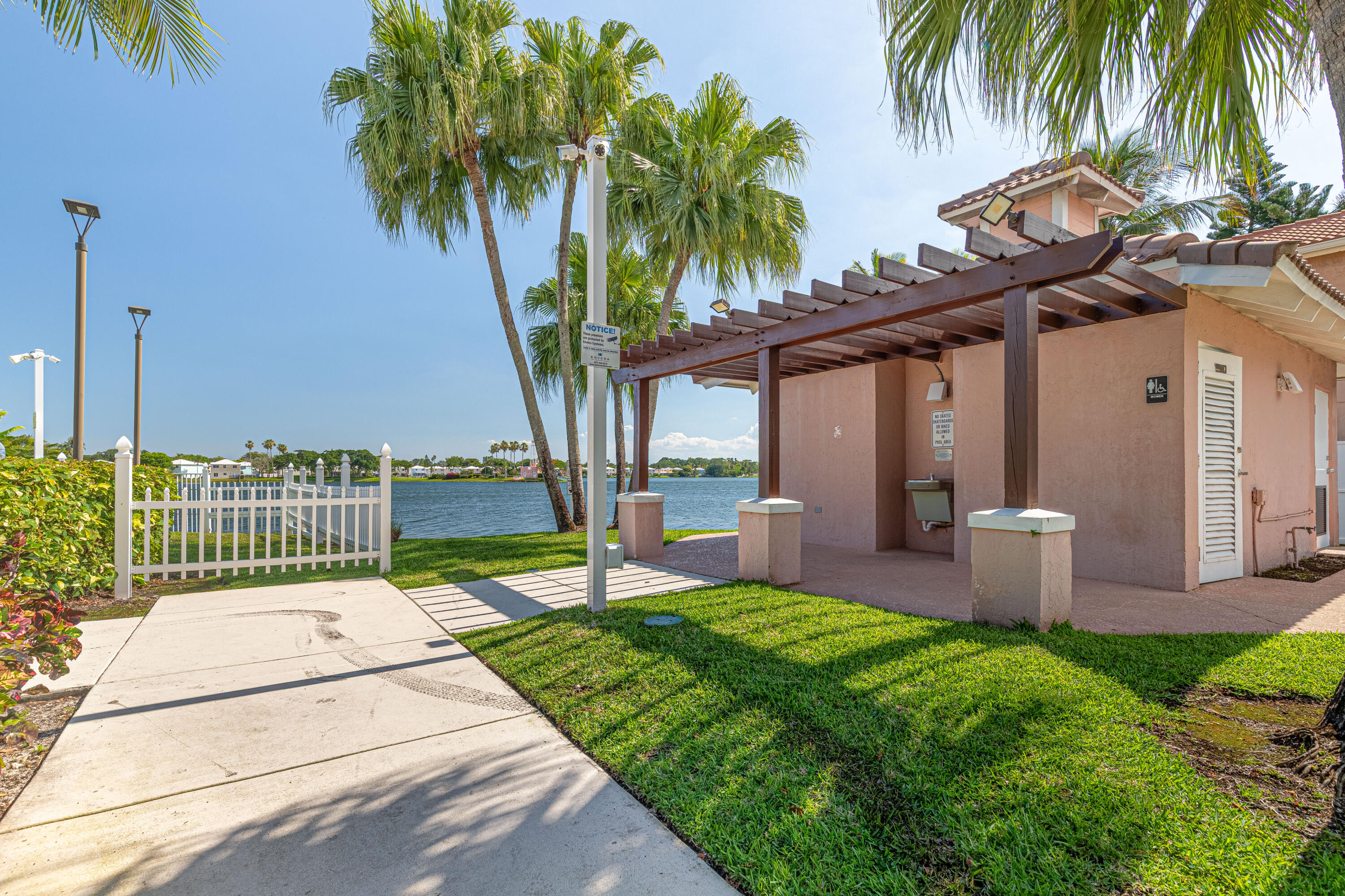 CORAL BAY PARCEL - Residential Lease