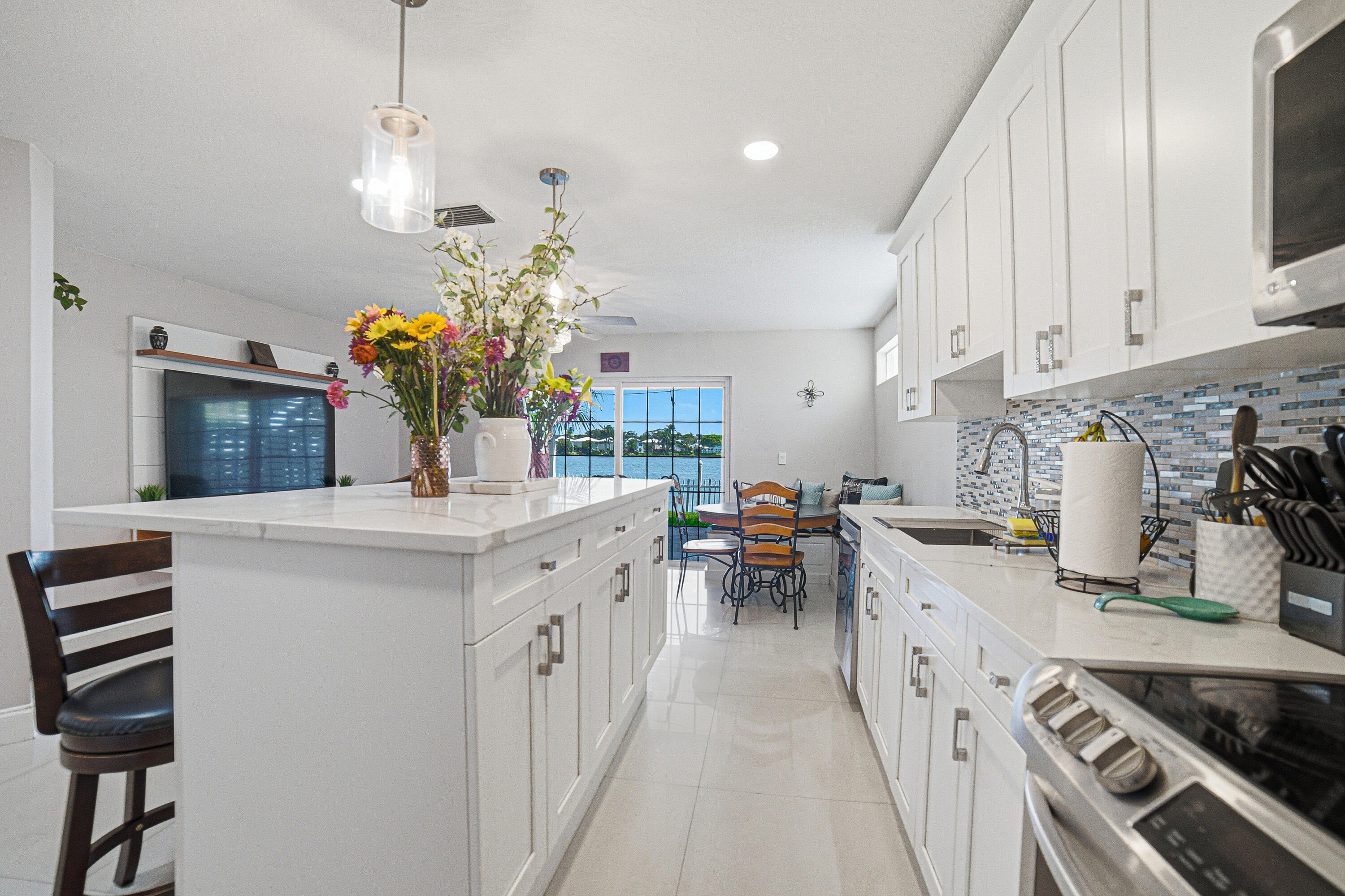 CORAL BAY PARCEL - Residential Lease