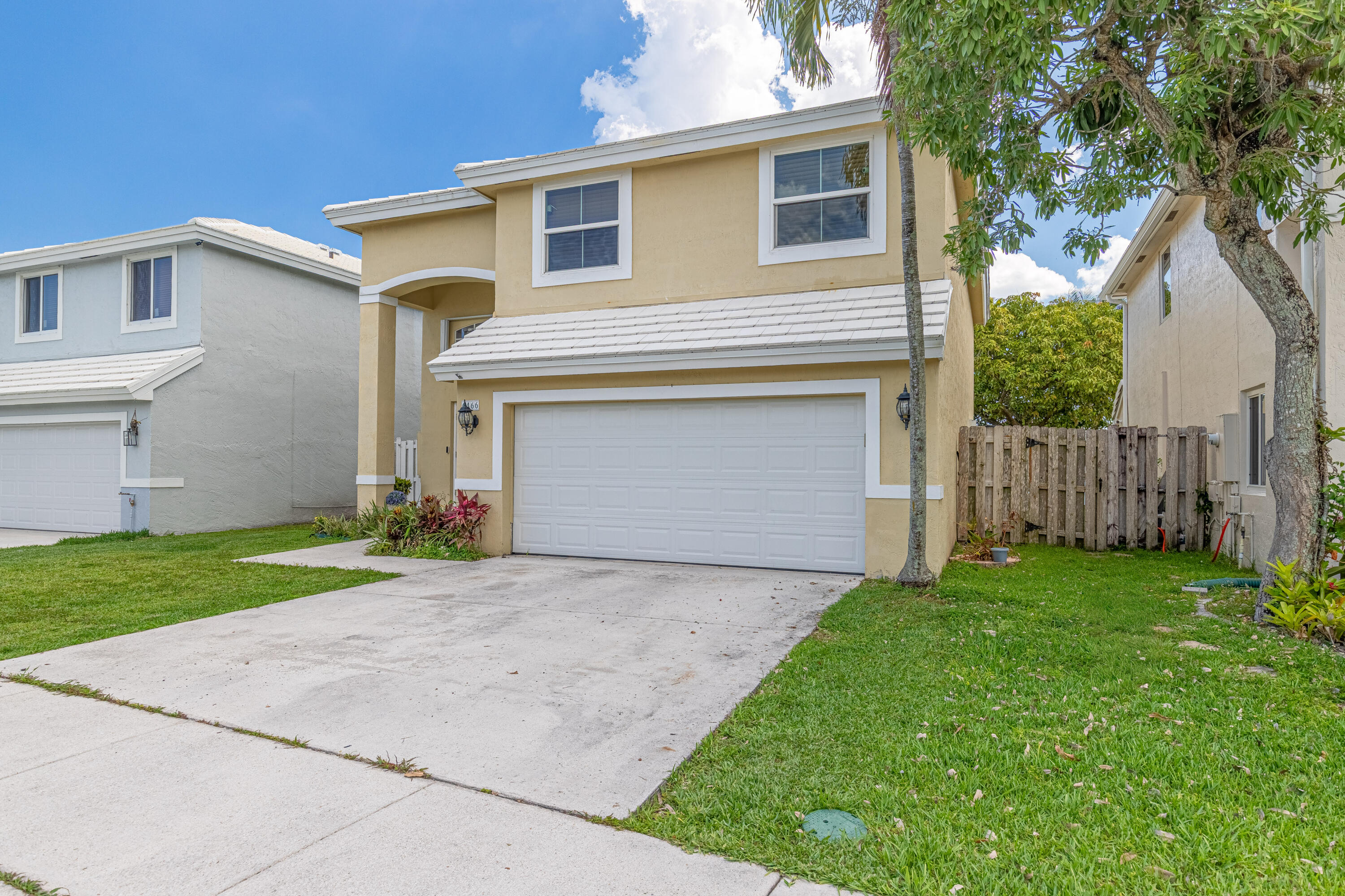 CORAL BAY PARCEL - Residential Lease