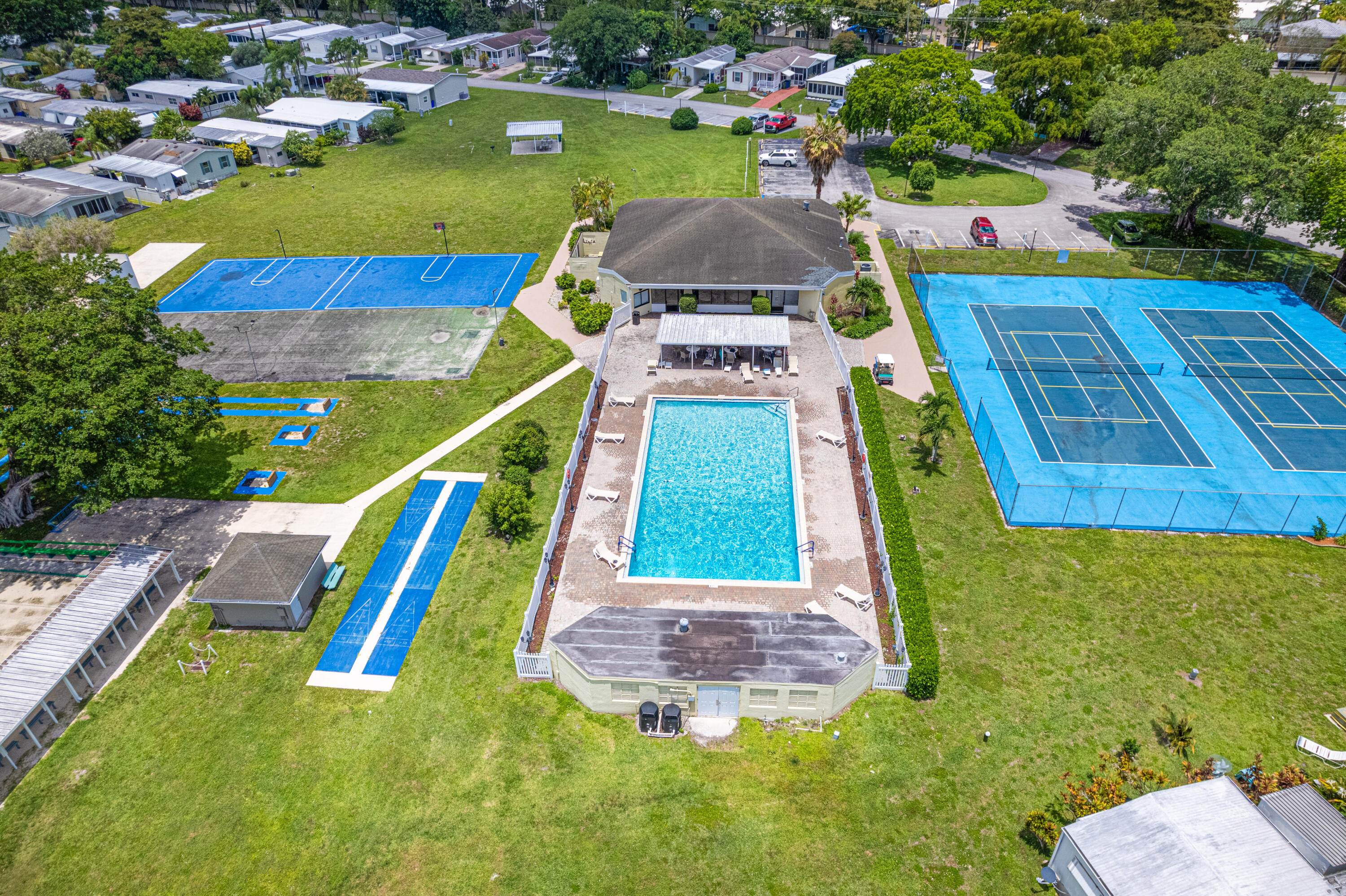 CORAL BAY PARCEL - Residential Lease