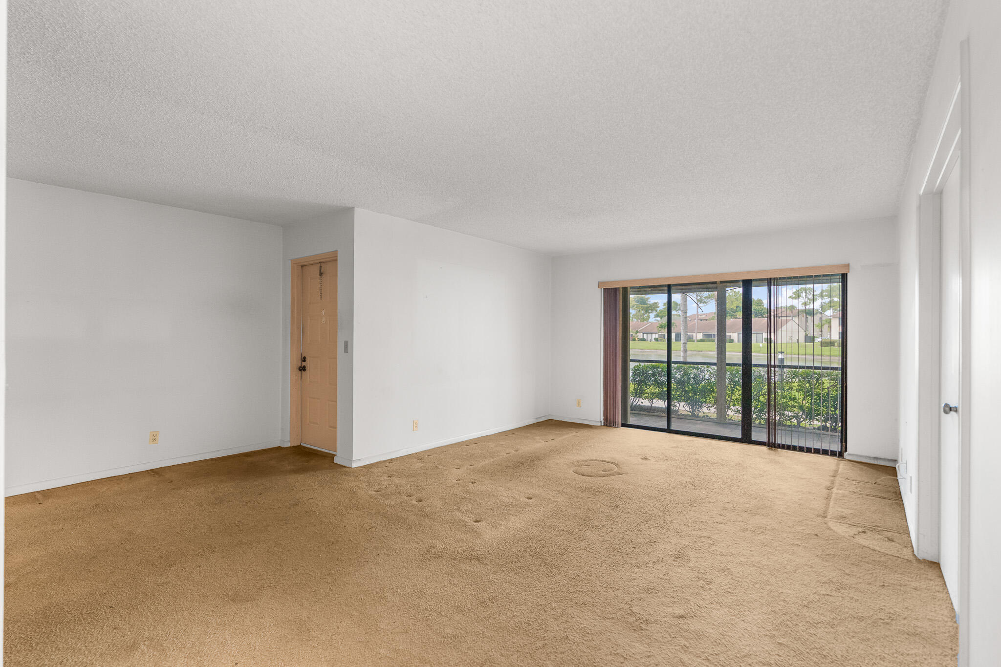 PINE RIDGE NORTH VILLAGE III CONDO - Residential