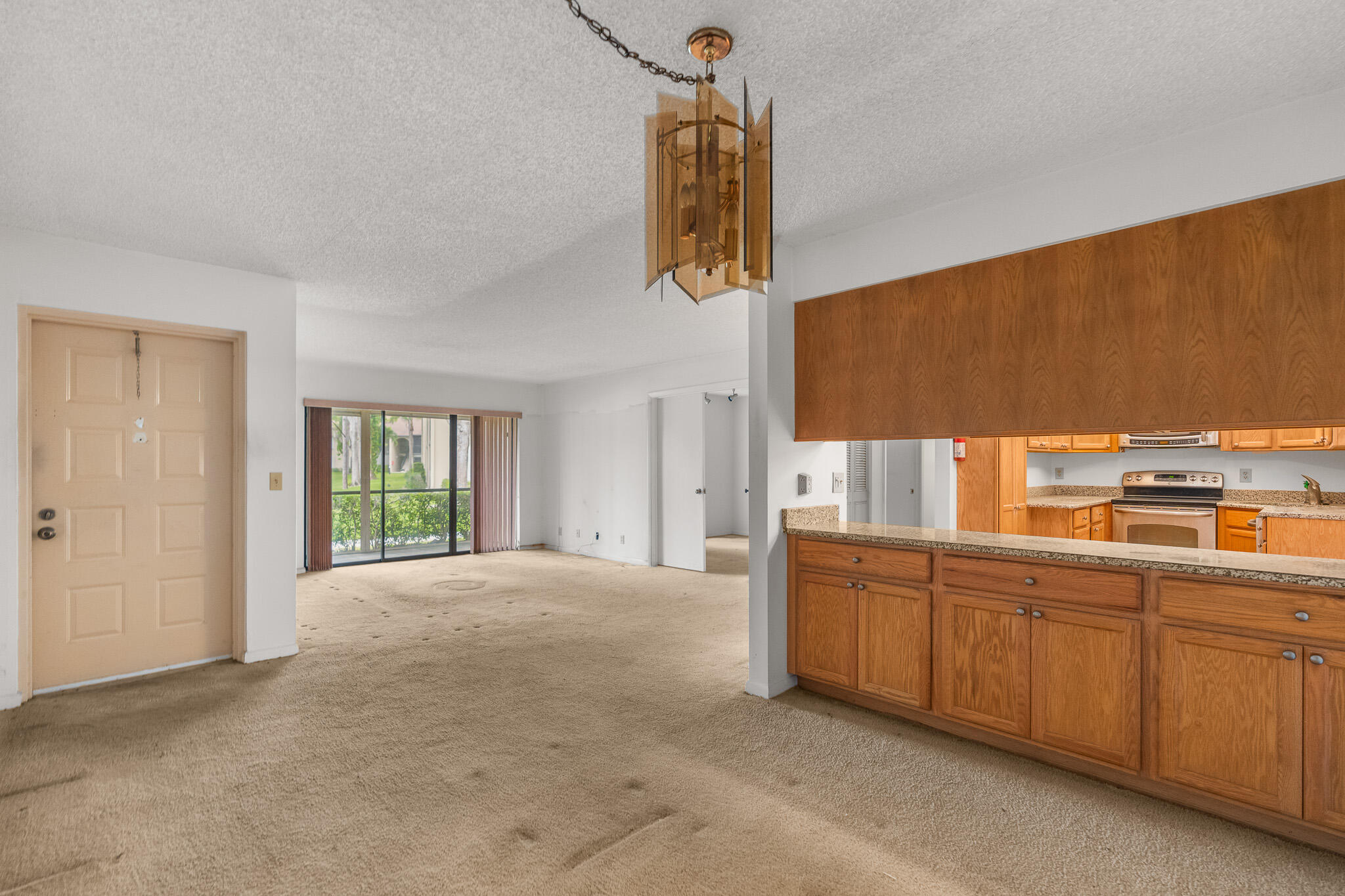 PINE RIDGE NORTH VILLAGE III CONDO - Residential
