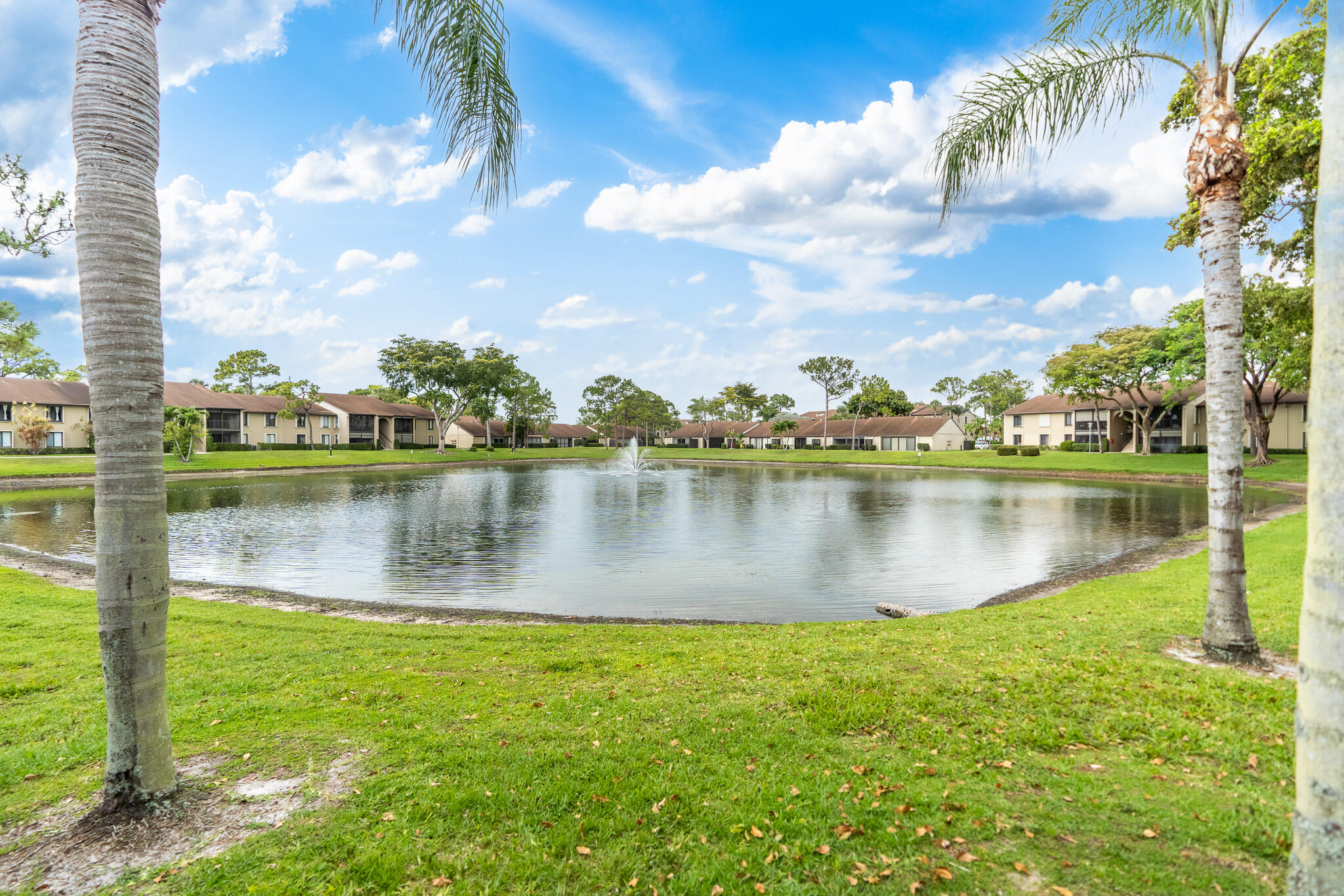 PINE RIDGE NORTH VILLAGE III CONDO - Residential