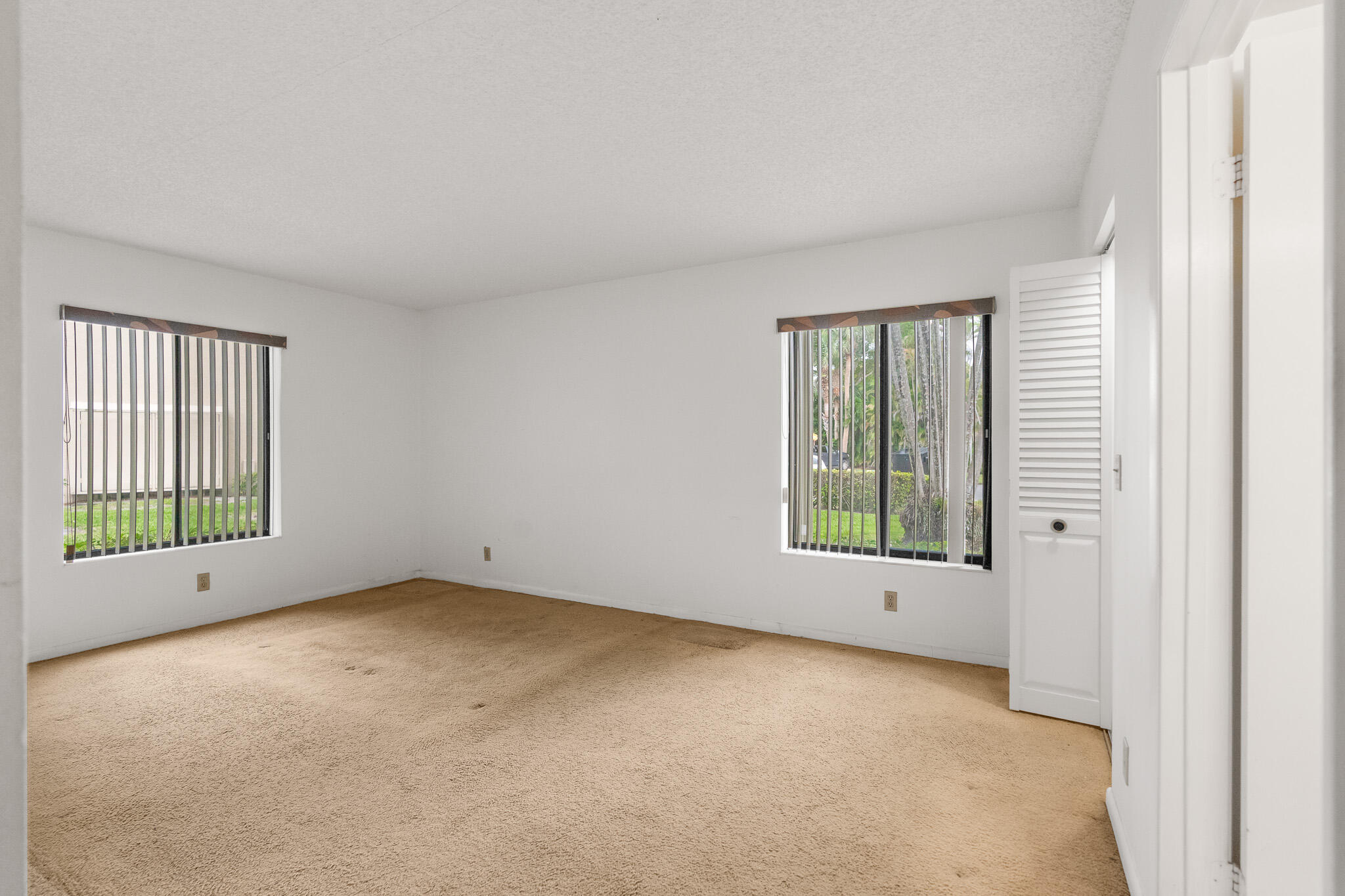 PINE RIDGE NORTH VILLAGE III CONDO - Residential
