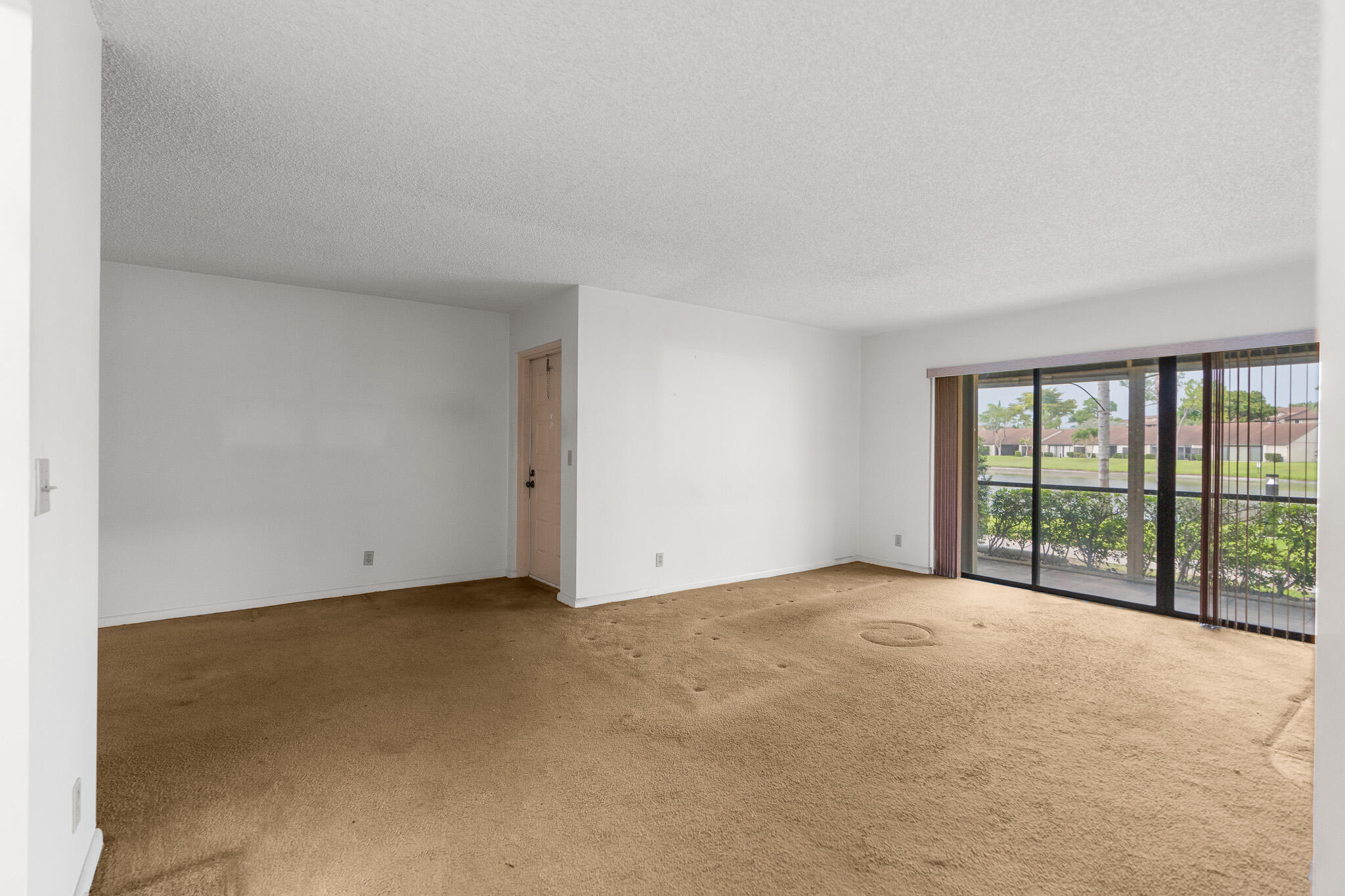 713 Sunny Pine Way G1