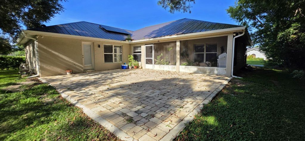 Photo of 6531 NW Chugwater Circle, Port Saint Lucie, FL 34983 (MLS # R11115502)