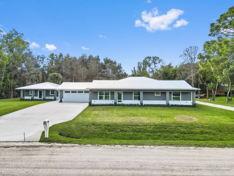 A home in Loxahatchee