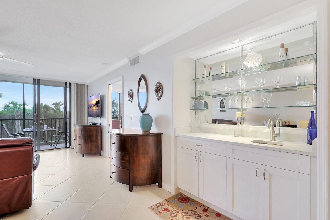 BRYN MAWR OCEAN TOWERS, A CONDOMINIUM - Residential Lease