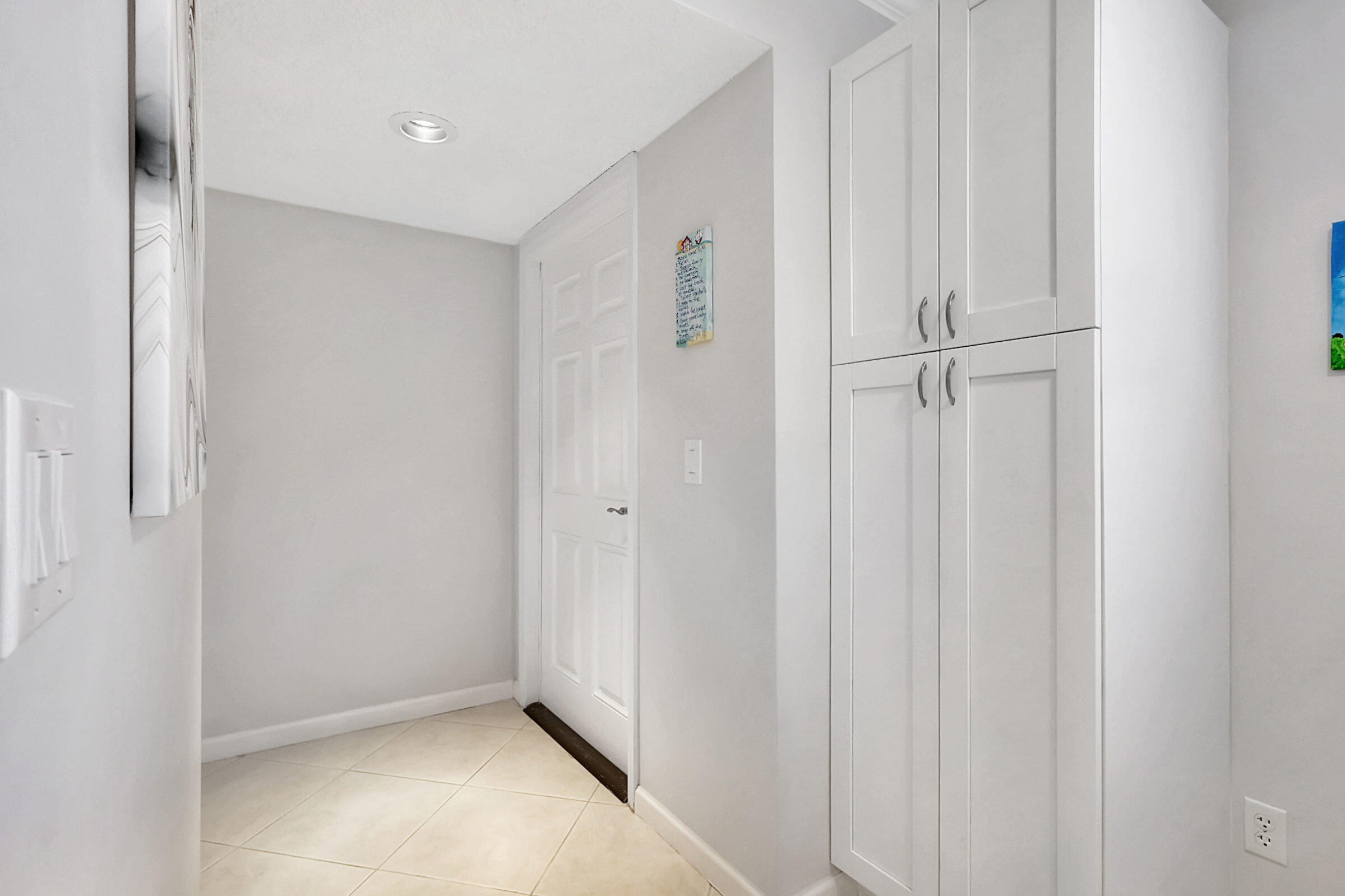 BRYN MAWR OCEAN TOWERS, A CONDOMINIUM - Residential Lease