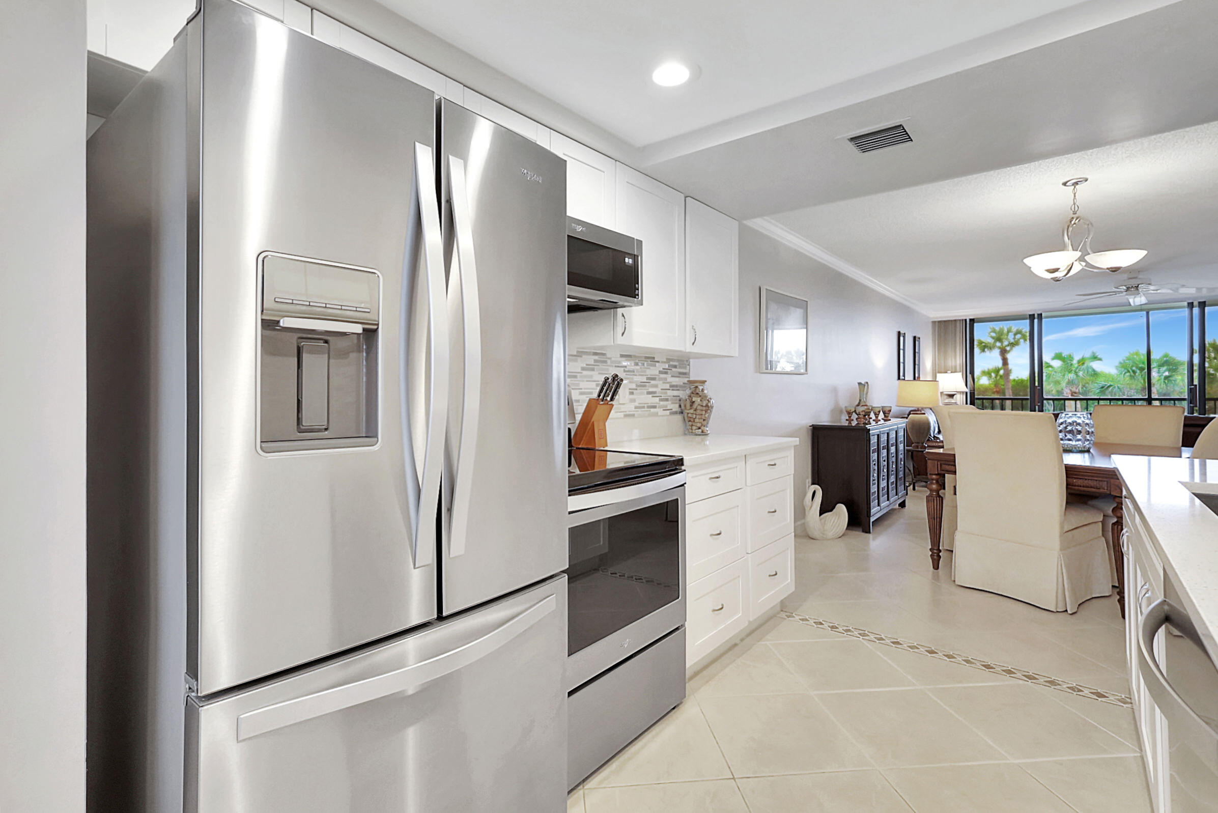 BRYN MAWR OCEAN TOWERS, A CONDOMINIUM - Residential Lease