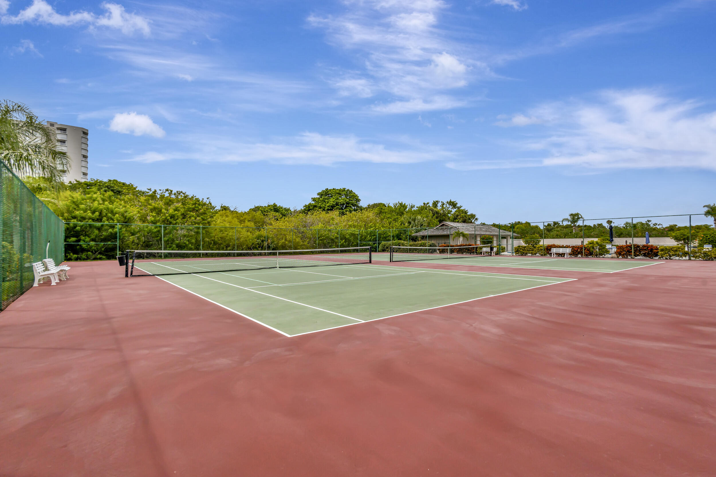 BRYN MAWR OCEAN TOWERS, A CONDOMINIUM - Residential Lease