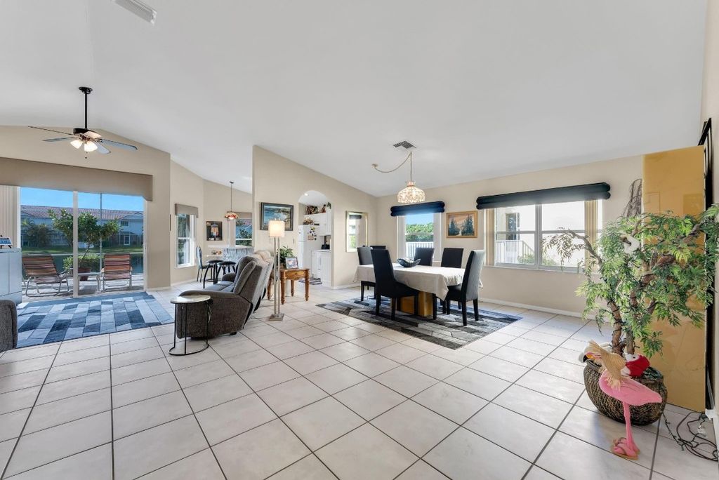 Photo of 4017 Sapphire Lane, Weston, FL 33331 (MLS # F10543223)