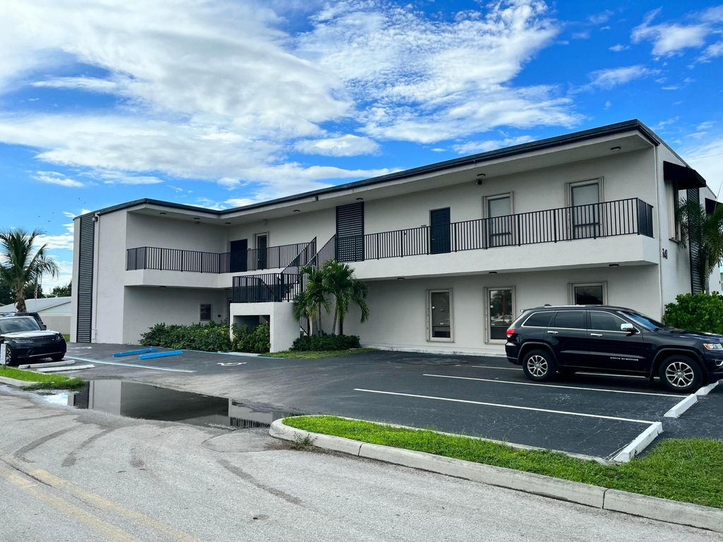 Photo of 3141 S Military Trail #100-213, Lake Worth, FL 33463 (MLS # B26025496)