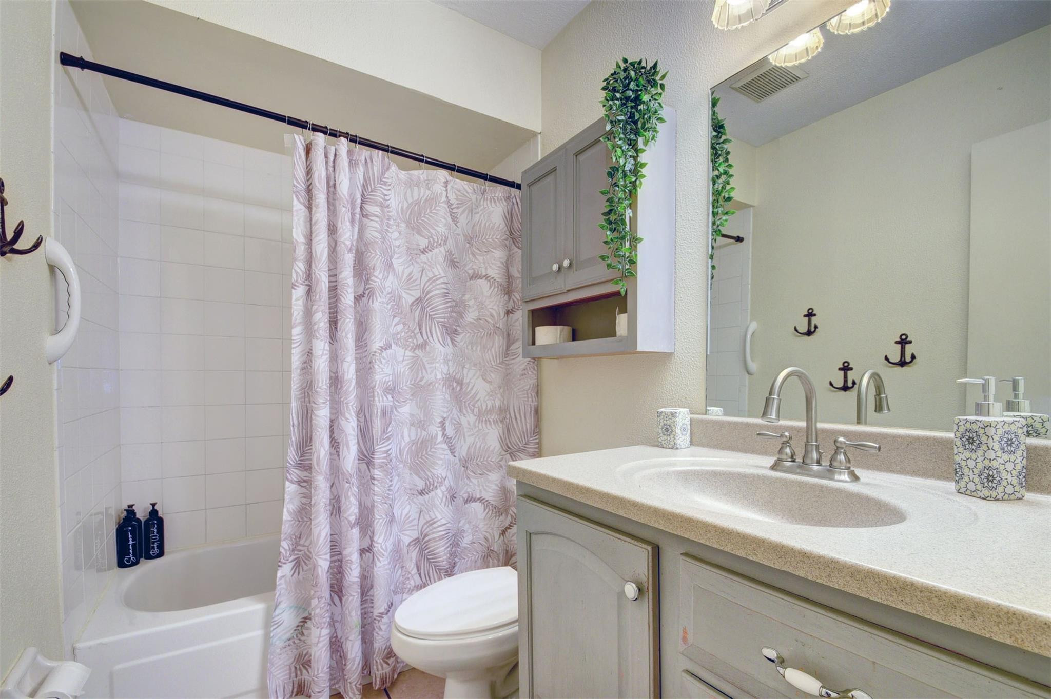 BOWERS PARK IN - Residential Lease