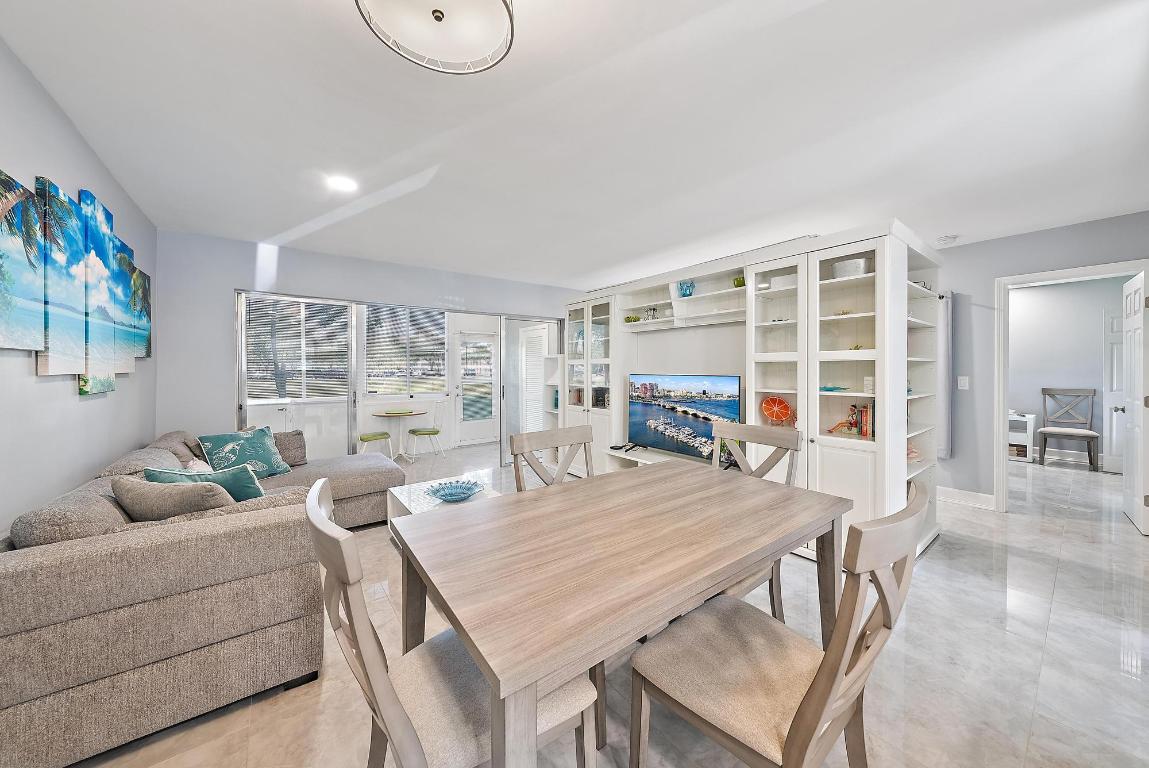 LAKESIDE VILLAGE CONDO 10 - Residential