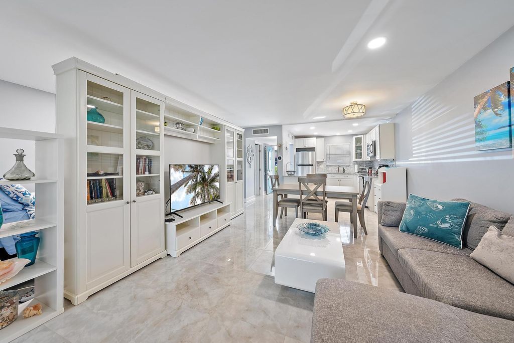 Photo of 725 Lori Drive #111, Palm Springs, FL 33461 (MLS # R11158274)