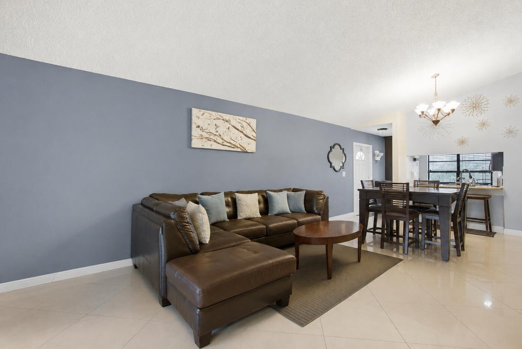 Photo of 1470 Summit Run Circle, West Palm Beach, FL 33415 (MLS # B26048916)