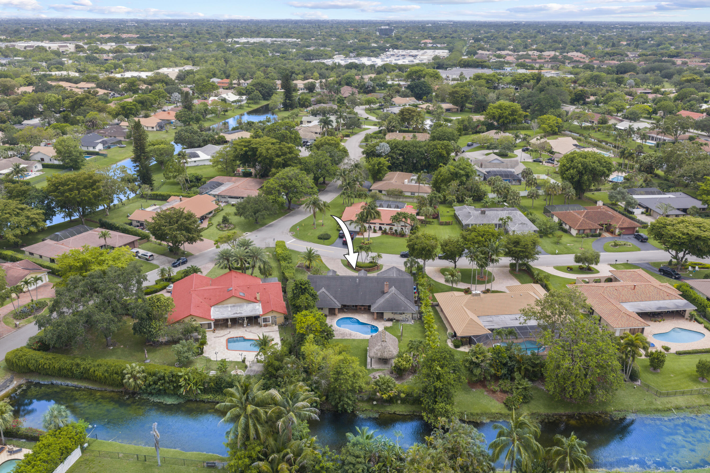9901 NW 15th Court