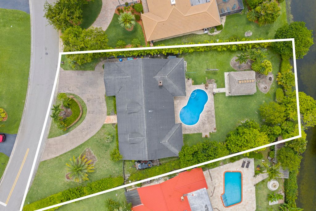 Photo of 9901 NW 15th Court, Coral Springs, FL 33071 (MLS # B26031291)